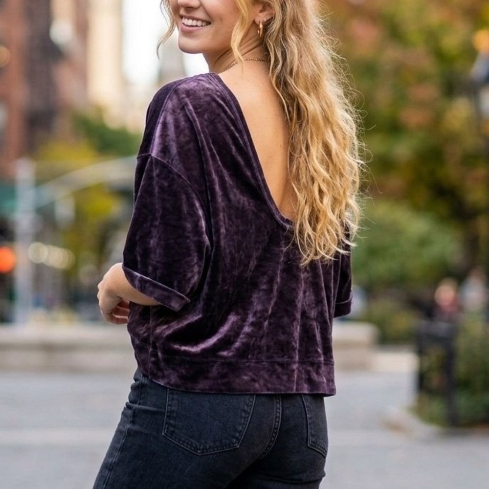 We The Free Free People Top Small Purple Velvet Open Back Oversized Boho Indie